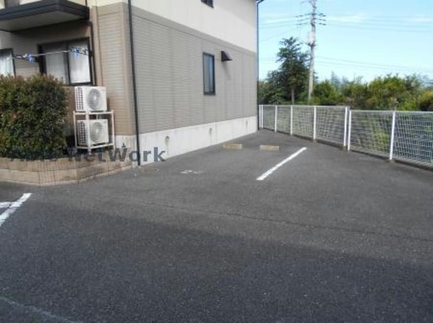 敷地内駐車場 サンライズヒルA/B/C