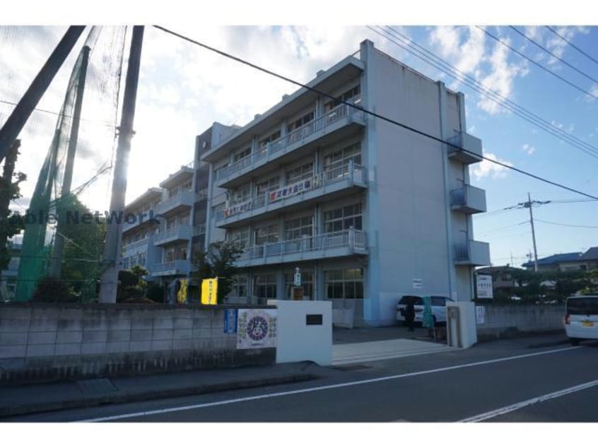 高崎市立片岡中学校(中学校/中等教育学校)まで1165m サンライズヒルA/B/C