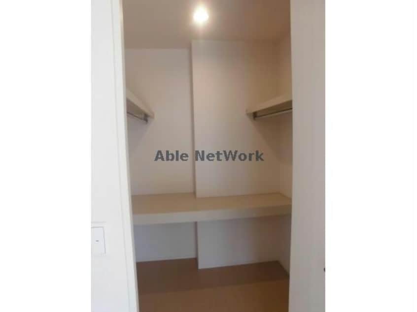 ウォークインクローゼット カーサ ドマーニ