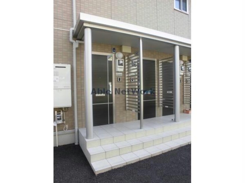 エントランス カーサ ドマーニ