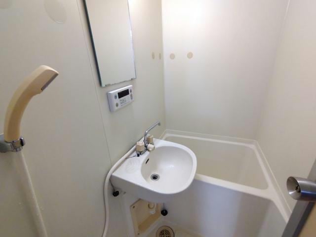 追炊き付きバス ラピス