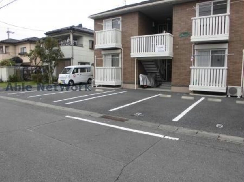 敷地内駐車場 エスポワール（藤岡市森）