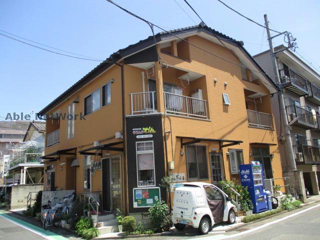 外観からも日当たりの良さが分かります