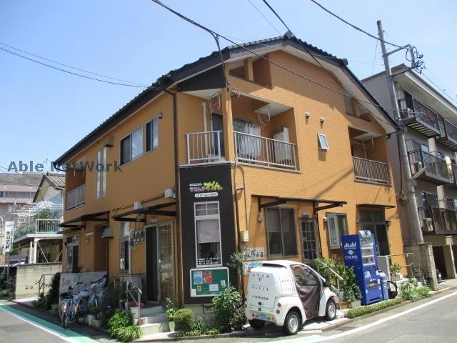 外観からも日当たりの良さが分かります Jハウス