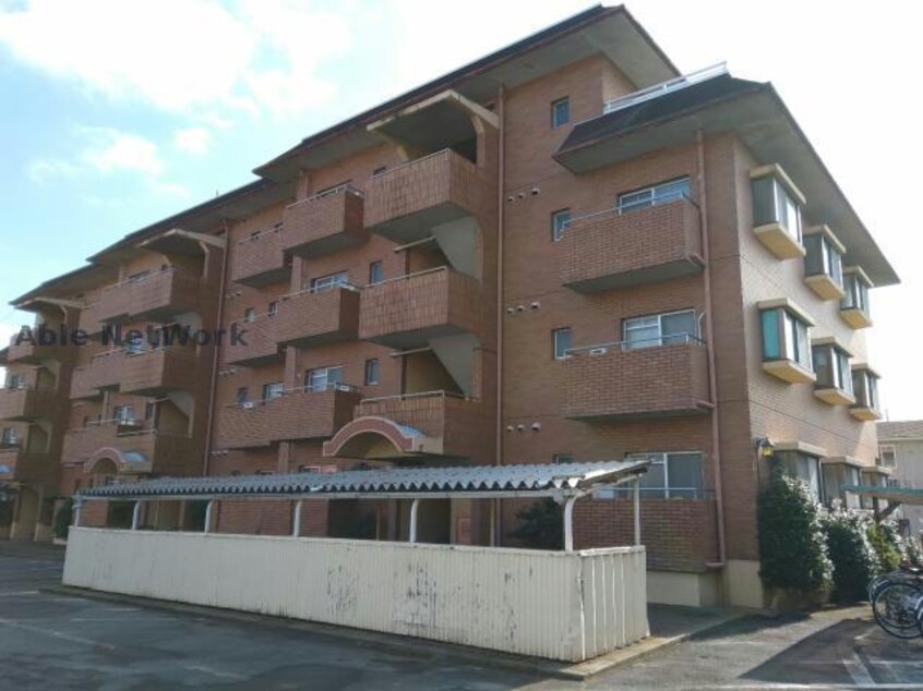 落ち着いた色合いです 朋友レジデンス