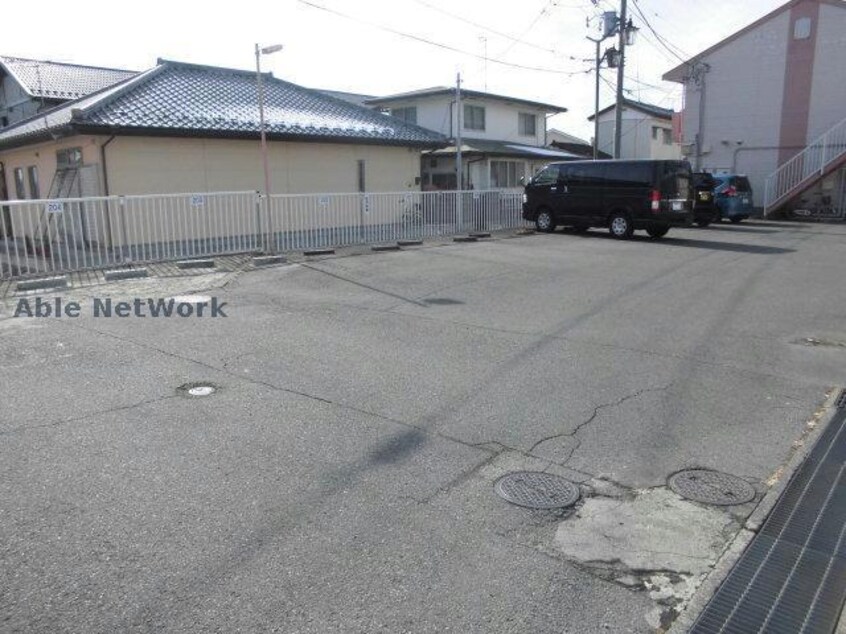 敷地内駐車場 ひいらぎマンションNo.5（前橋市箱田町）