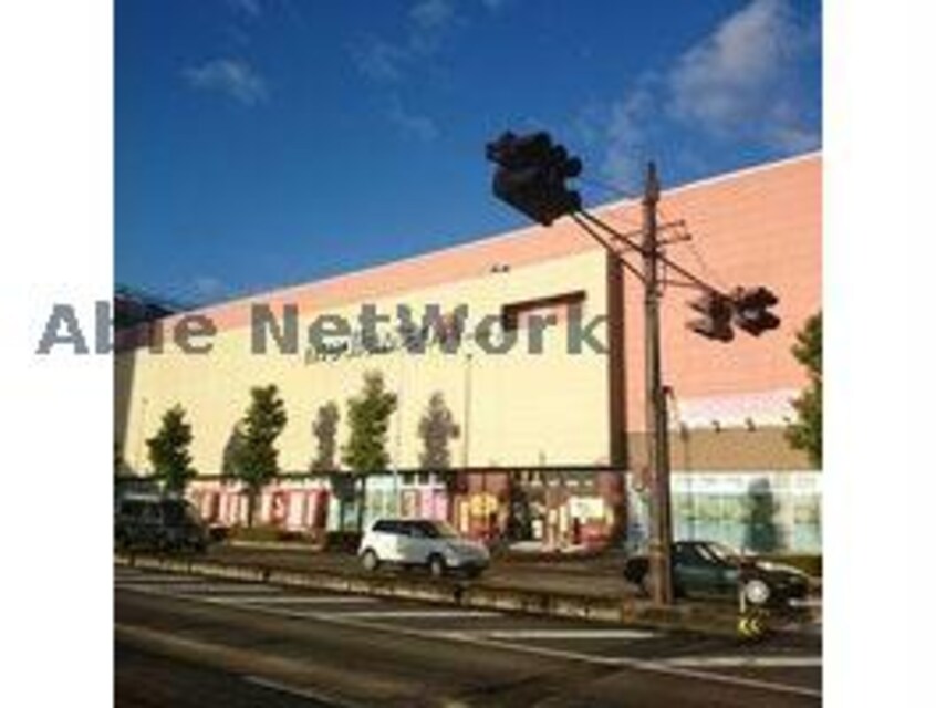 MEIDI－YA　STORE高崎ストアー(スーパー)まで894m ザ・グランクーブス（高崎市宮元町）