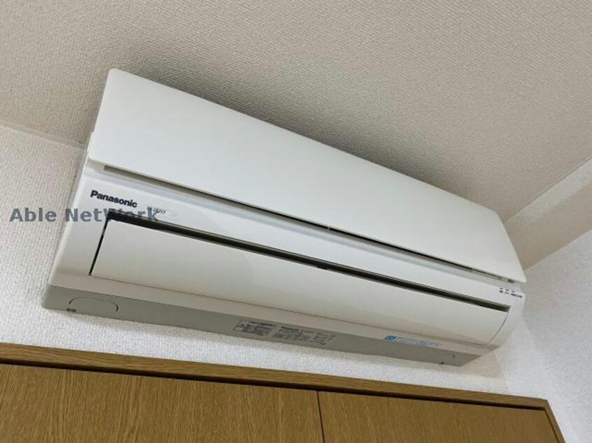 エアコン1基 クオリティハイツ稲荷町（高崎市稲荷町）