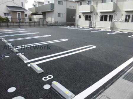 駐車場も広々としています。 エステイトZEN　AB(高崎市下之城町)