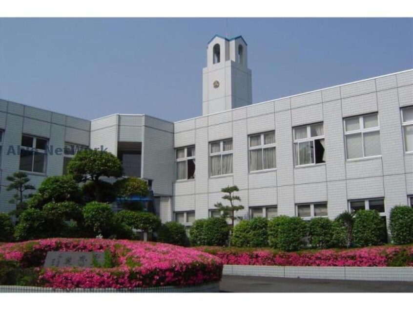 育英短期大学図書館(図書館)まで2239m フォンテーヌ（高崎市東貝沢町）