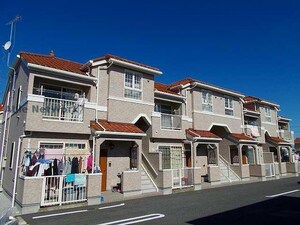 カファーラ・Ｅ　(藤岡市藤岡)