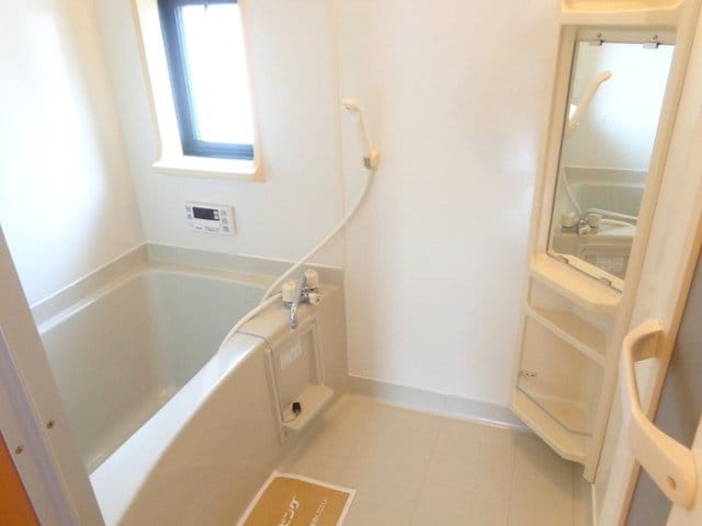 バス・トイレ別 ハイツセリュー Ⅲ棟