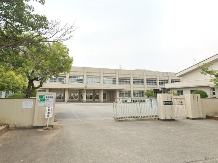 高知市立介良小学校(小学校)まで184m 津ノ宮ガーデン