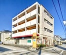クロスアージュの外観