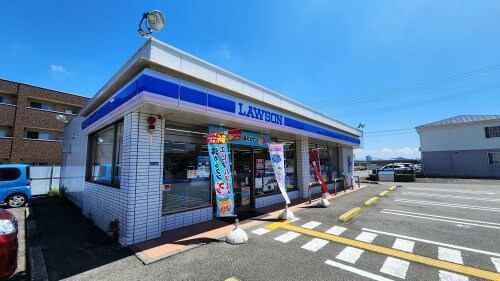 ローソン 高知北久保店(コンビニ)まで393m カサ･フェリス