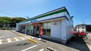 ファミリーマート 高知神田店(コンビニ)まで526m リターンマンション