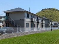 フローラ A棟