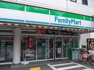 ファミリーマート 高知旭天神町店(コンビニ)まで484m ハイツヤマサキ