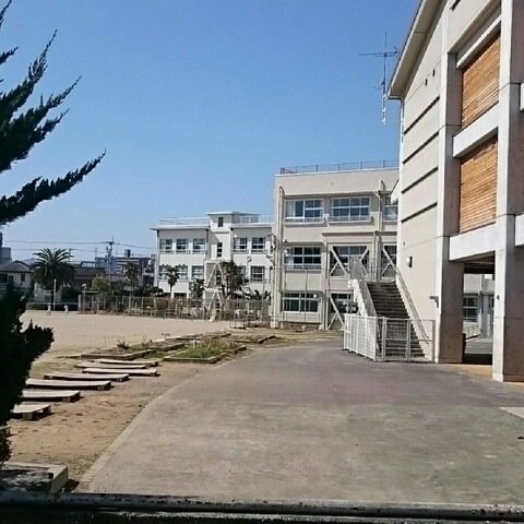 高知市立潮江東小学校(小学校)まで452m ジェンテ21