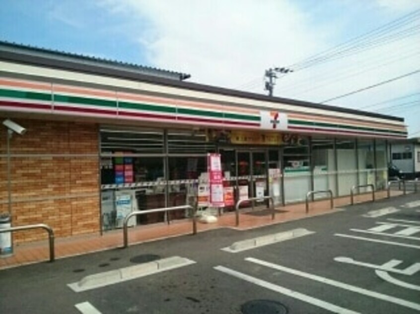 セブンイレブン 高知瀬戸南町1丁目店(コンビニ)まで500m 第Ⅱ瀬戸ハイツ