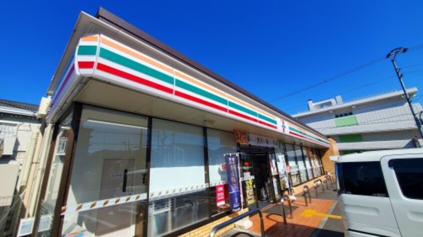 セブンイレブン 高知若草町店(コンビニ)まで172m ライブコーポ若草