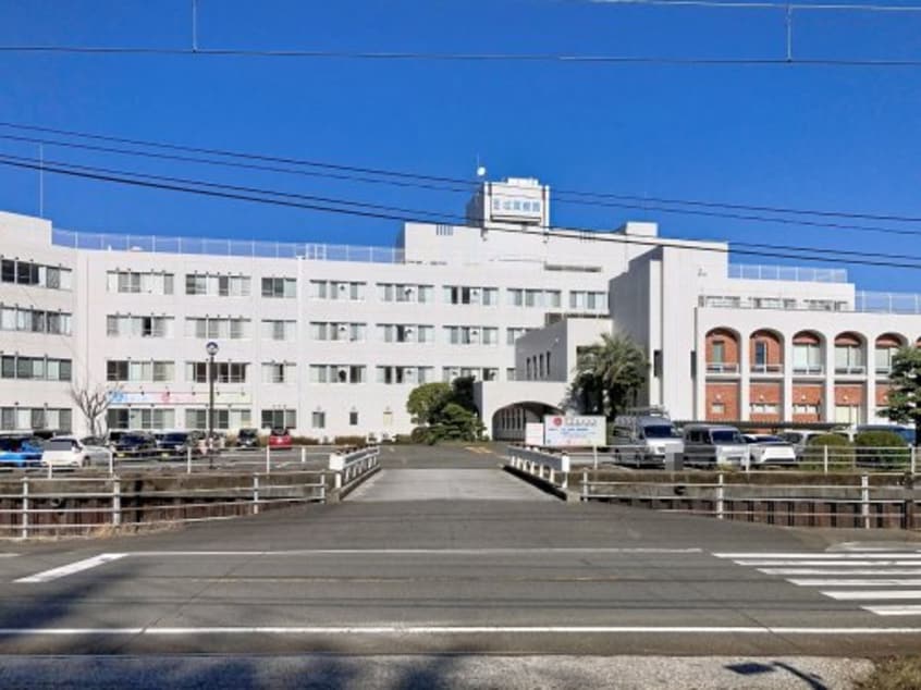 高知城東病院(病院)まで1533m エルディム西原Ⅱ