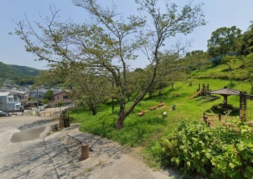 秦泉寺公園(公園)まで450m ハイツ大柳