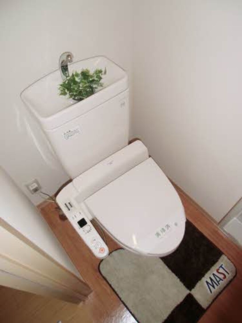  シャーメゾン北久保 B棟