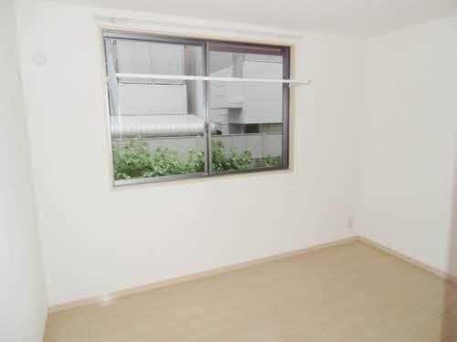  シャーメゾン北久保 B棟