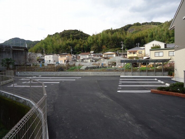 駐車場 アミティエ