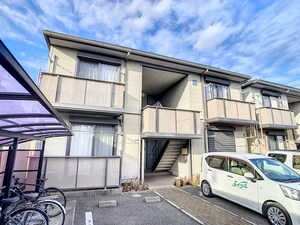 シャーメゾン・フレール E棟