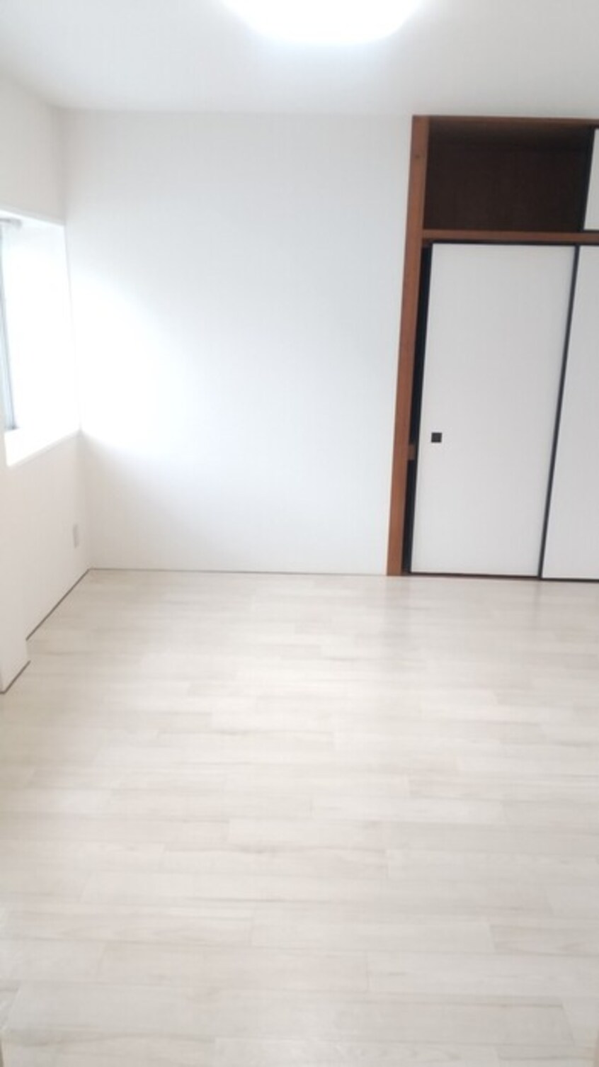 洋室 能茶山ハイツ