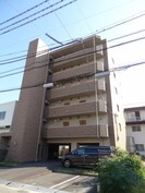 ドマーニ葛島の外観