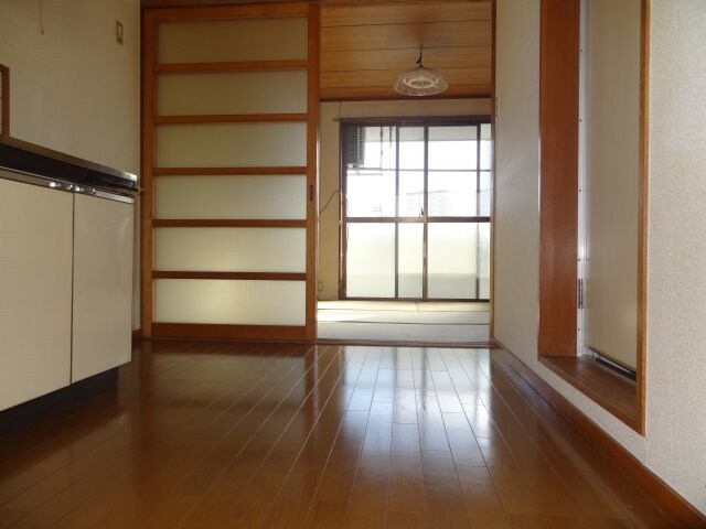 同間取り別室写真です(301)現況を優先します。 桜井コーポ