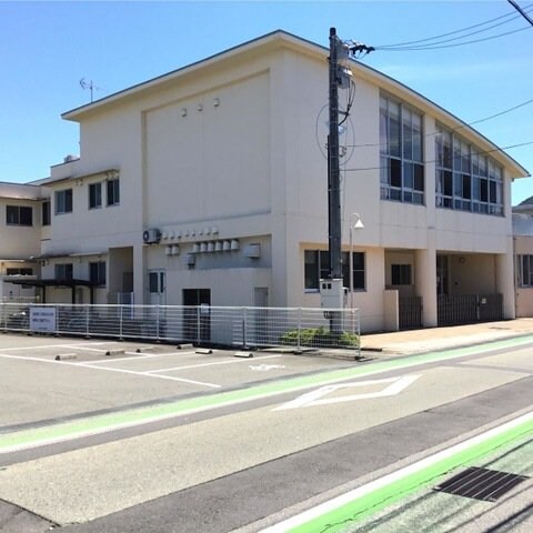 鴨田保育園(幼稚園/保育園)まで750m ハイツ北小松 1