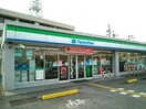 ファミリーマート 高知六泉寺店(コンビニ)まで251m 高知市電駅前線・桟橋線/桟橋車庫前駅 徒歩17分 1-2階 築27年