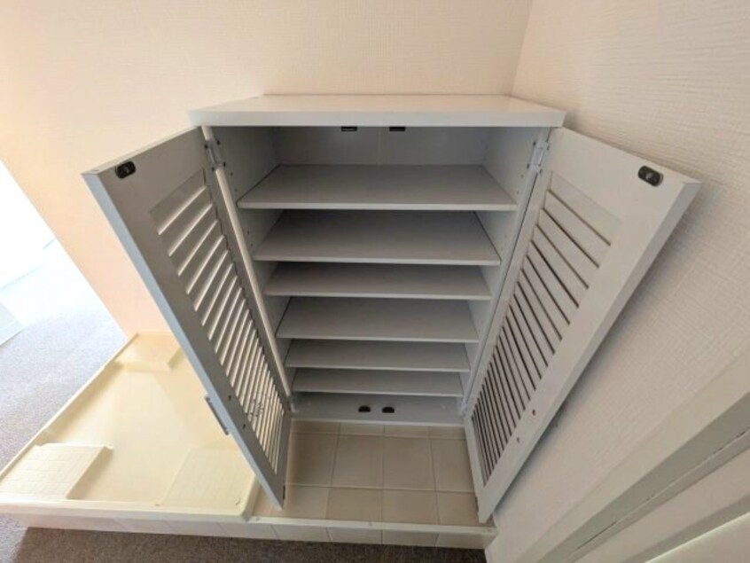 2025年1月撮影※現況を優先致します。 GrandLine-W