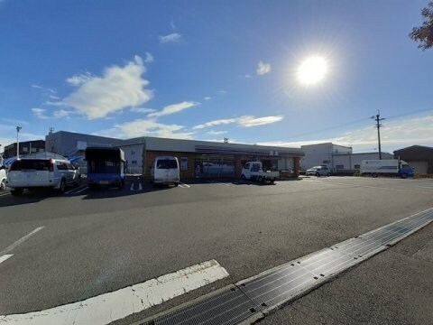 セブンイレブン 高知萩町店(コンビニ)まで460m ハレモアナ新田