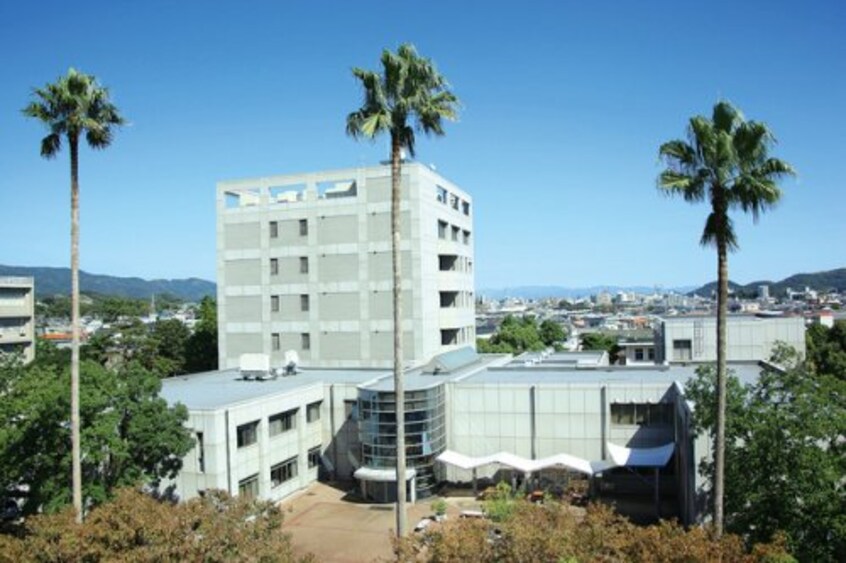 国立高知大学(大学/短大/専門学校)まで360m GrandLine-W