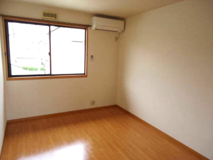 ﾘﾋﾞﾝｸﾞ アムール D棟