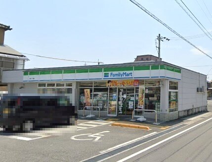 ファミリーマート 高知一ツ橋店(コンビニ)まで275m フィネス三園