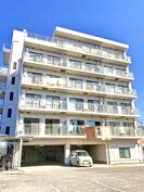 グランリーオの外観