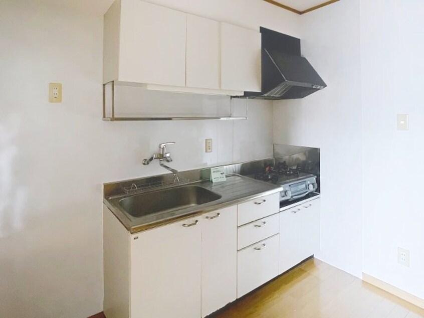 2025年10月撮影 メゾンロンドゥ・トワ