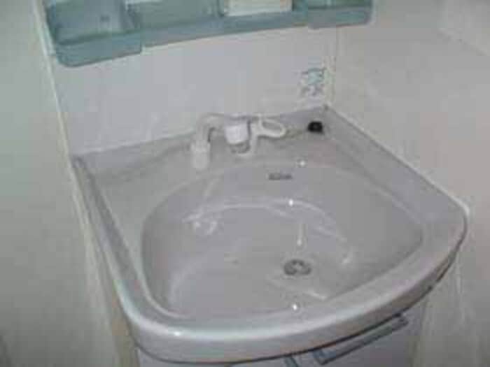 202：洗面台 パンシオーネ