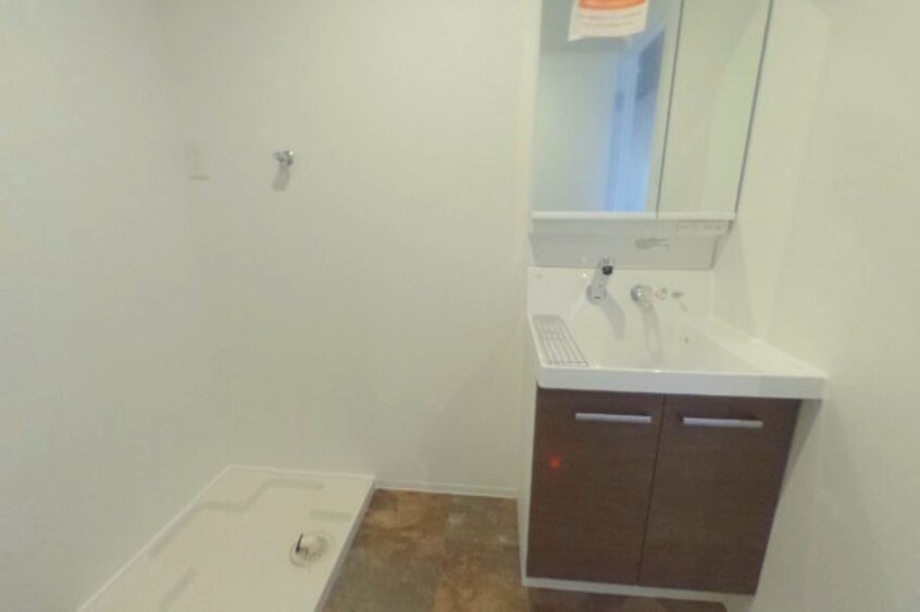 3階別室の参考写真です。現況を優先します。（301） 唐人荘