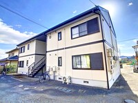 クレセントガーデン D棟