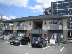 シャーメゾン中通 E