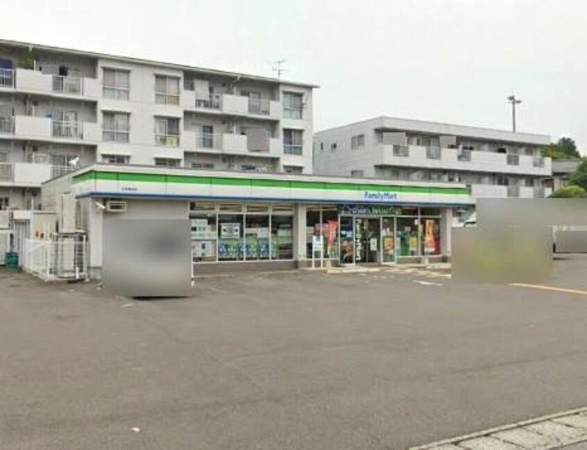 ファミリーマート 土佐蓮池店(コンビニ)まで1168m グランドハイツ