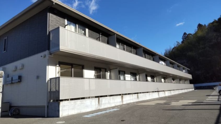 現況が相違する場合は現況を優先致します。 シャーメゾン朝倉 B棟