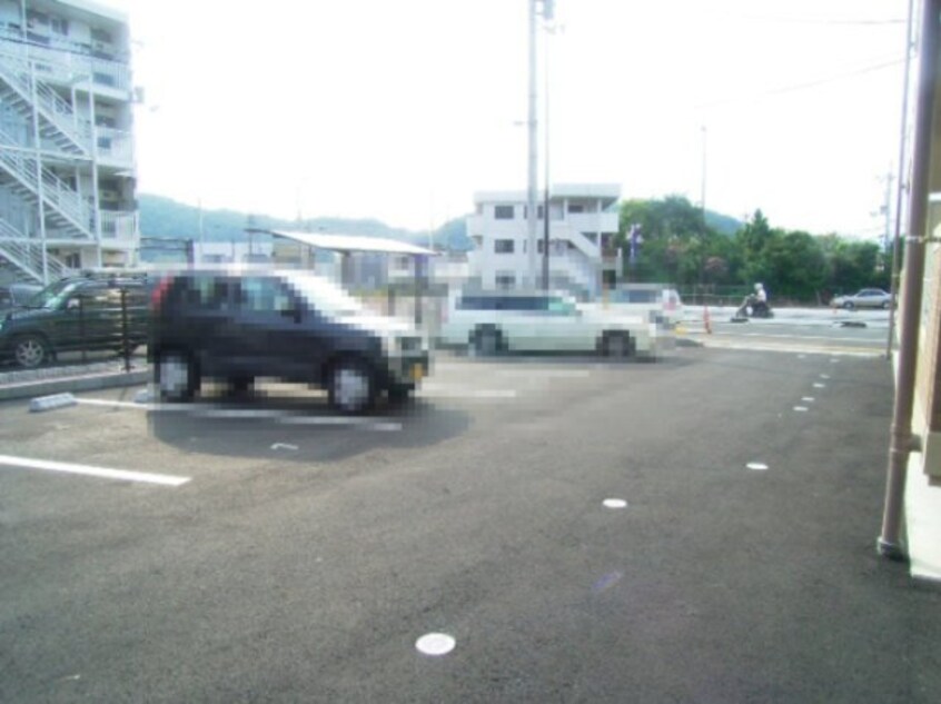  高知市電駅前線・桟橋線/桟橋通三丁目駅 徒歩6分 1階 築18年